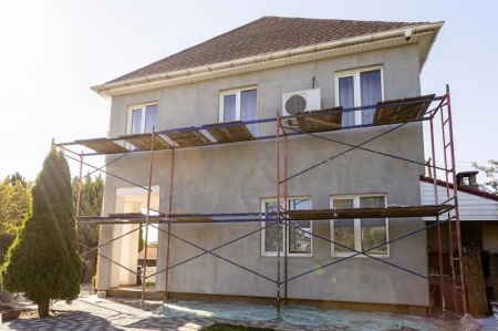 R&eacute;ussir la r&eacute;novation de fa&ccedil;ade &agrave; Saint-G&eacute;ly-du-Fesc